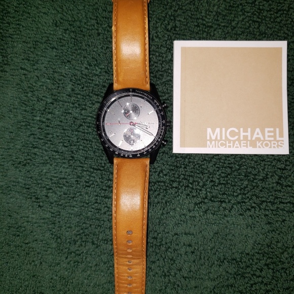 Michael Kors watch - Picture 2 of 5